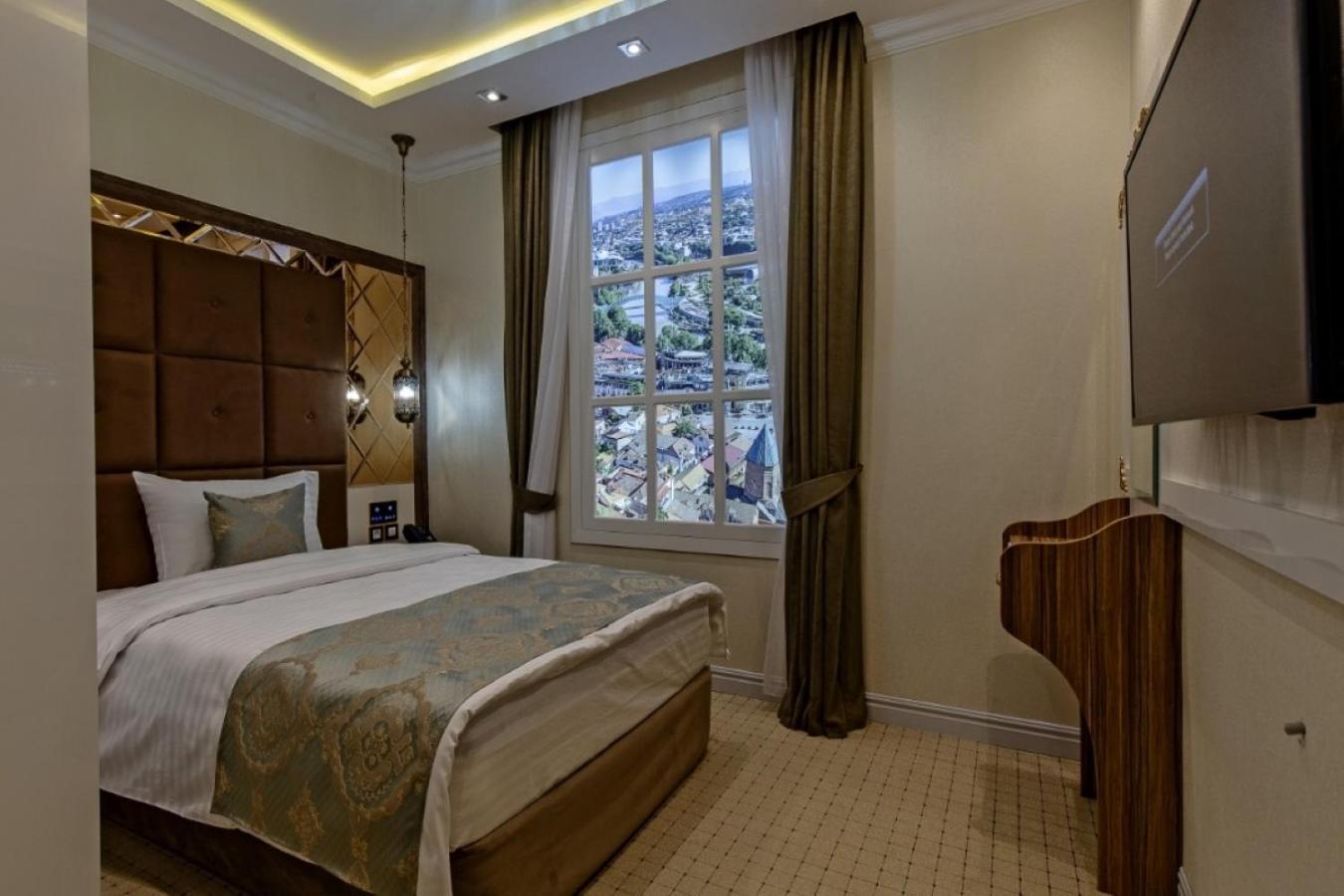 Hotel Aqua Liberty Tbilisi Exteriör bild