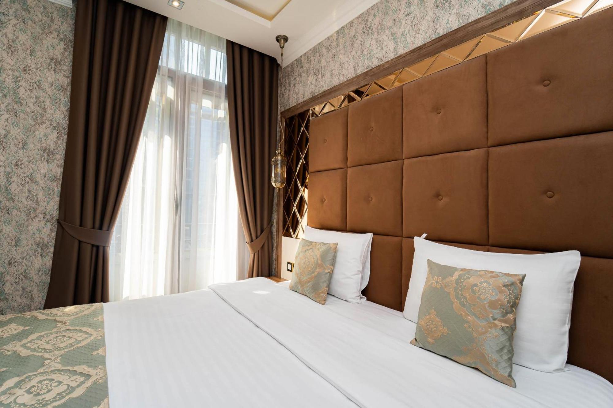 Hotel Aqua Liberty Tbilisi Exteriör bild